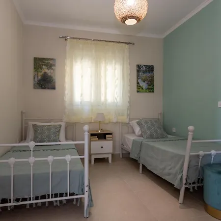 Vecchia Casa Semesterbostad Apolpaina