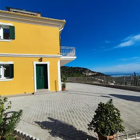 Semesterbostad Vecchia Casa *